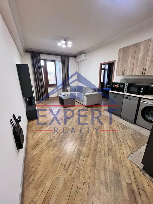 ԿԵՆՏՐՈՆ, ԱՐԳԻՇՏԻ ՓՈՂՈՑ, 2  ՍԵՆՅԱԿ