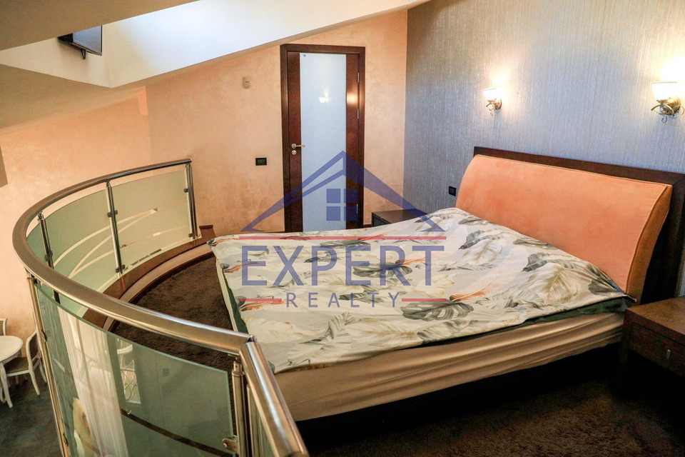 ԿԵՆՏՐՈՆ, ԶԱՔՅԱՆ ՓՈՂՈՑ, 2 ՍԵՆՅԱԿ