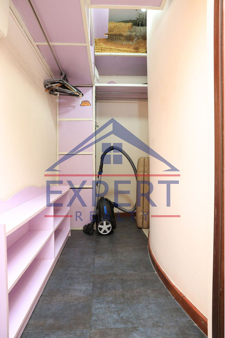 ԿԵՆՏՐՈՆ, ԶԱՔՅԱՆ ՓՈՂՈՑ, 2 ՍԵՆՅԱԿ