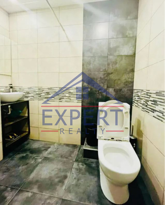 ԿԵՆՏՐՈՆ, ԵԶՆԻԿ ԿՈՂԲԱՑԻ ՓՈՂՈՑ, 2 ՍԵՆՅԱԿ